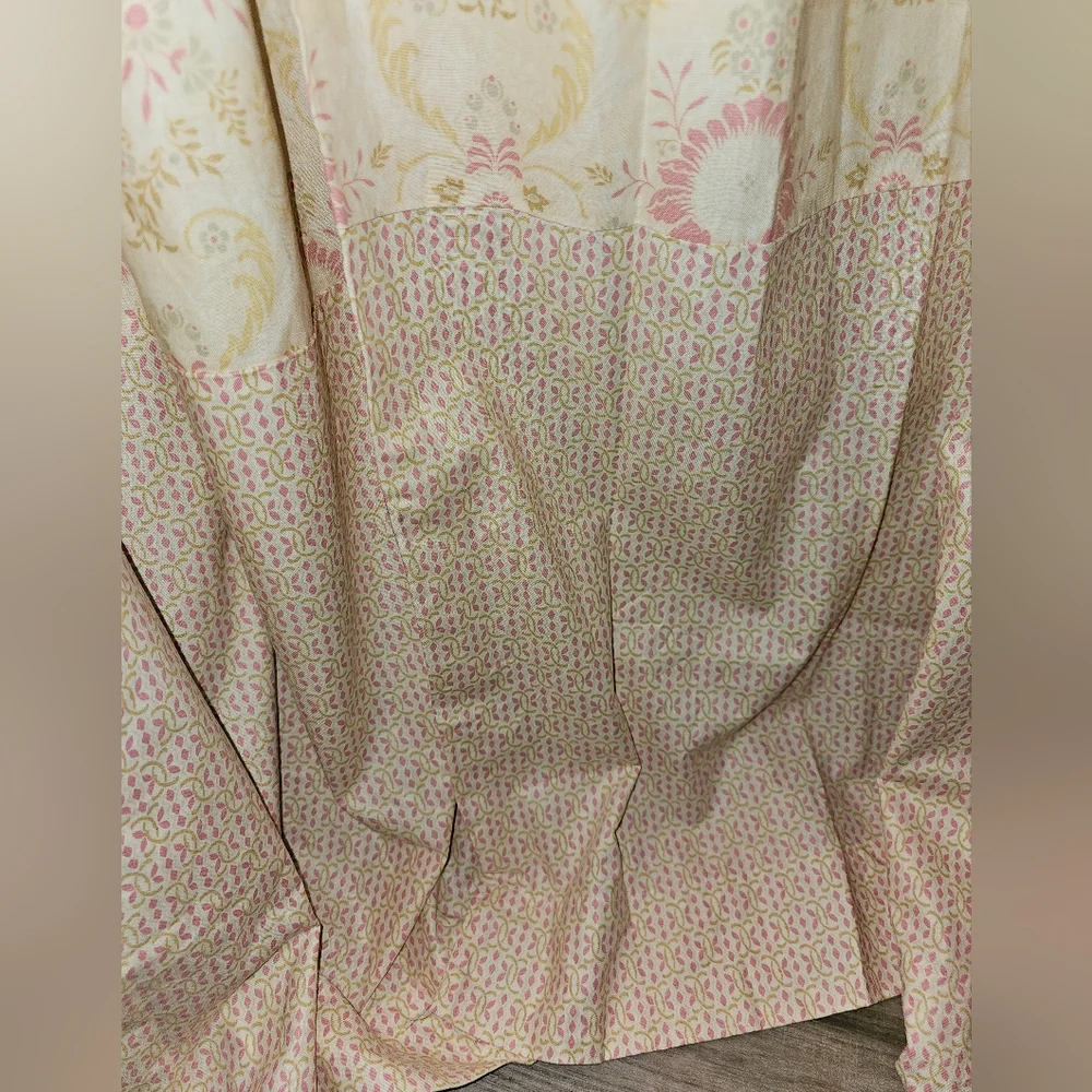 Like New Carousel Designs blush pink and green Tie-top Lined Drapes 4 Piece